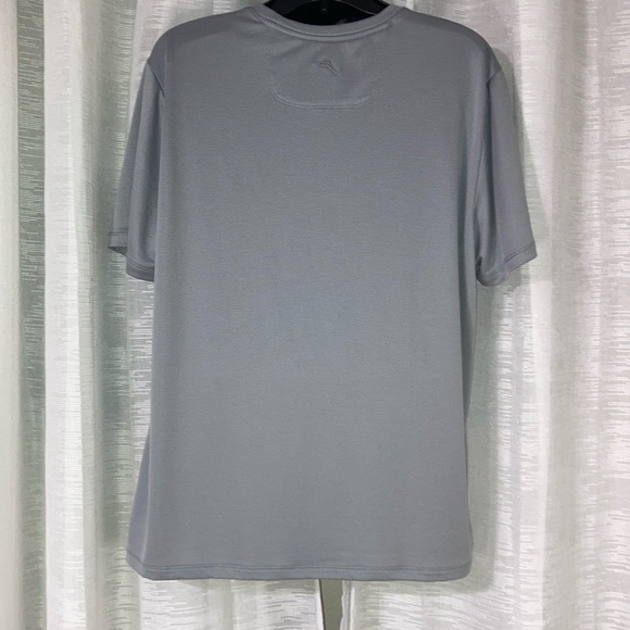 Tommy Bahama NEW like condition WOT Size XXL Color is gray for those casual days - Picture 3 of 6